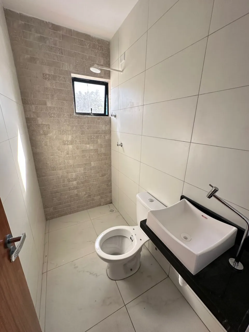 Орендована квартира з 3 спальнями та відкритою кухнею — photo 9