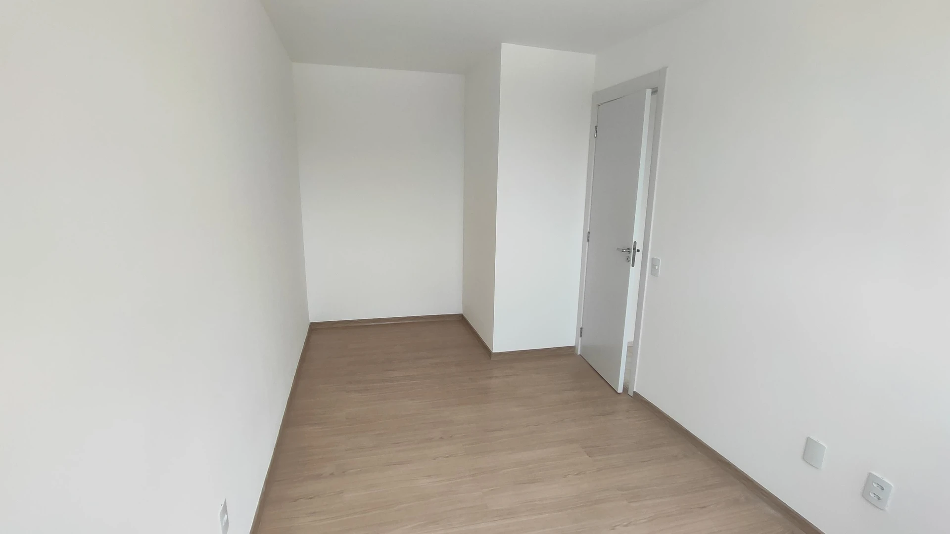 Apartamento sem mobília com 2 quartos e vaga — photo 27