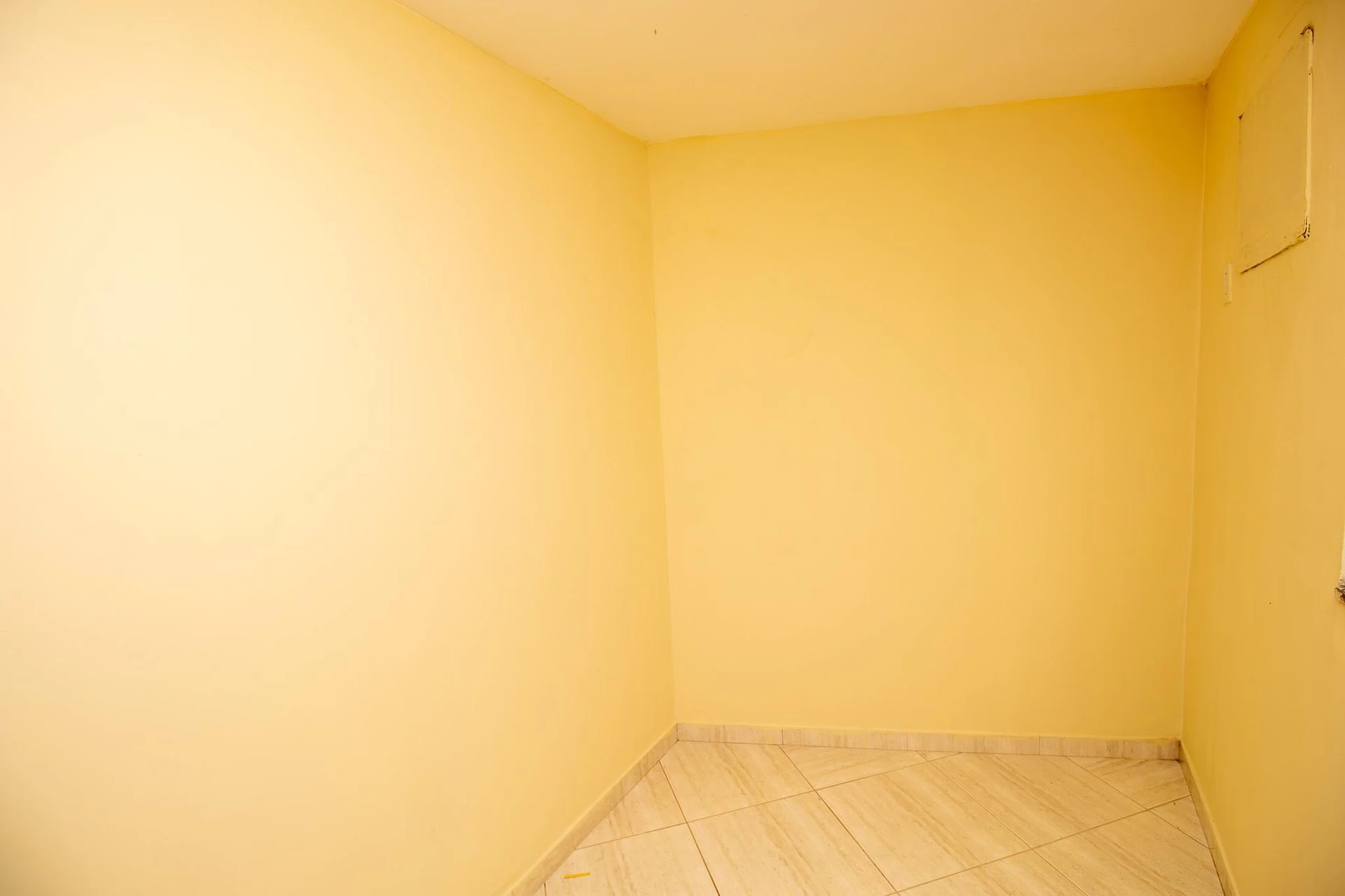 Studio sem mobília com 1 quarto e box de vidro — photo 19