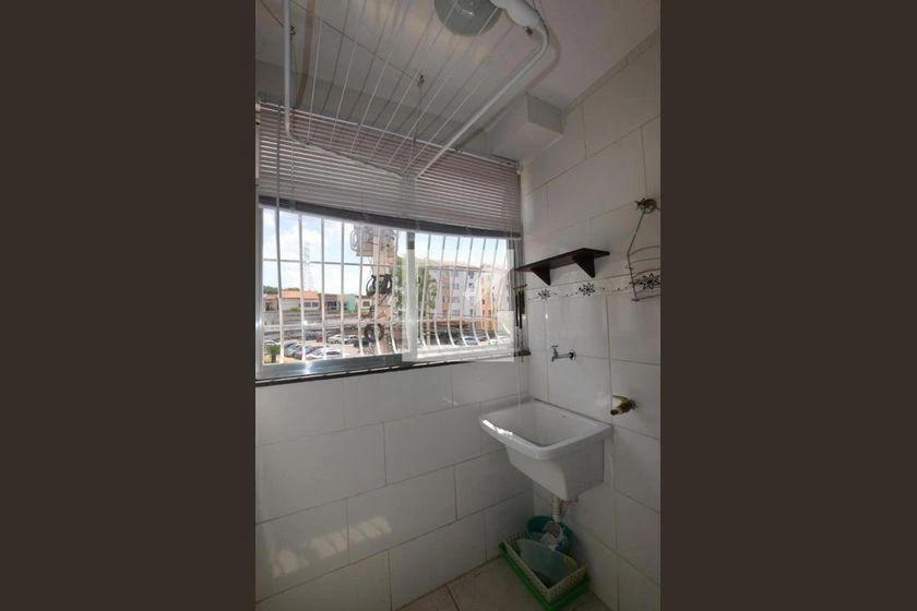 Apartamento de 2 quartos em condomínio com piscina — photo 18