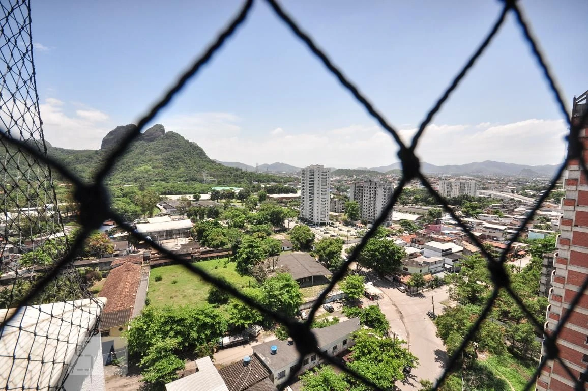 2-bedroom apartment with a mountain view in Rio de Janeiro — photo 40