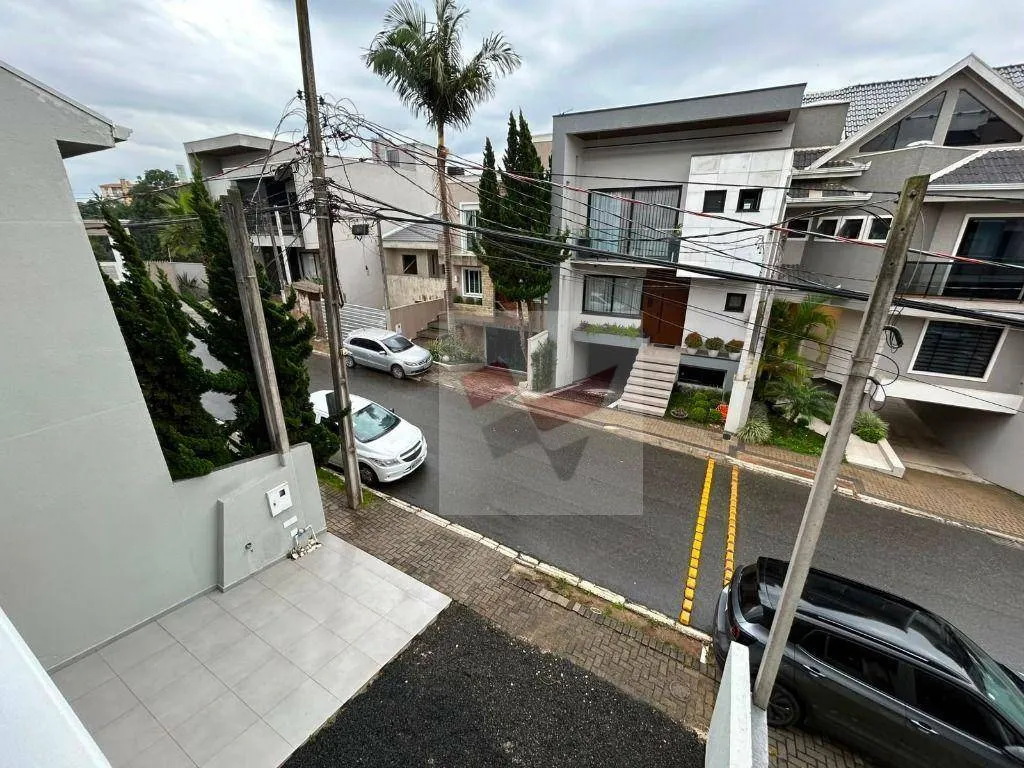 Rental house with 3 bedrooms and 4 bathrooms — photo 20