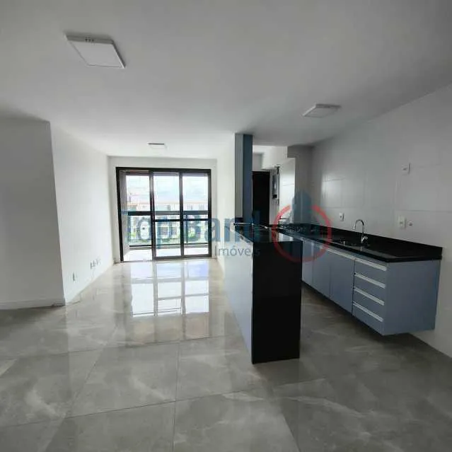 Apartment on the 3rd floor with a glass-enclosed balcony — photo 2