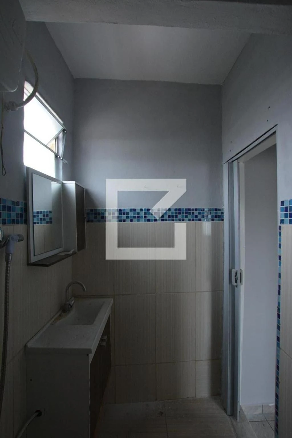Unfurnished 2-bedroom apartment with private BBQ balcony — photo 30