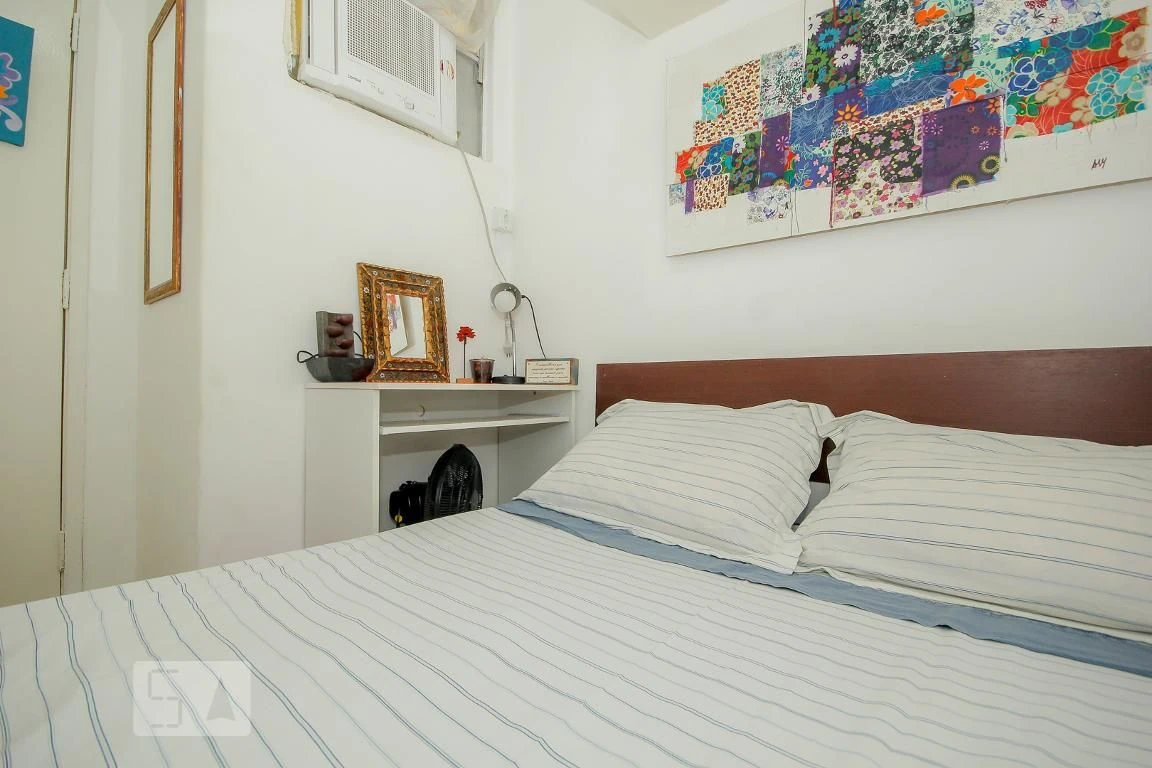 Furnished 2-bedroom apartment with laundry area — photo 22