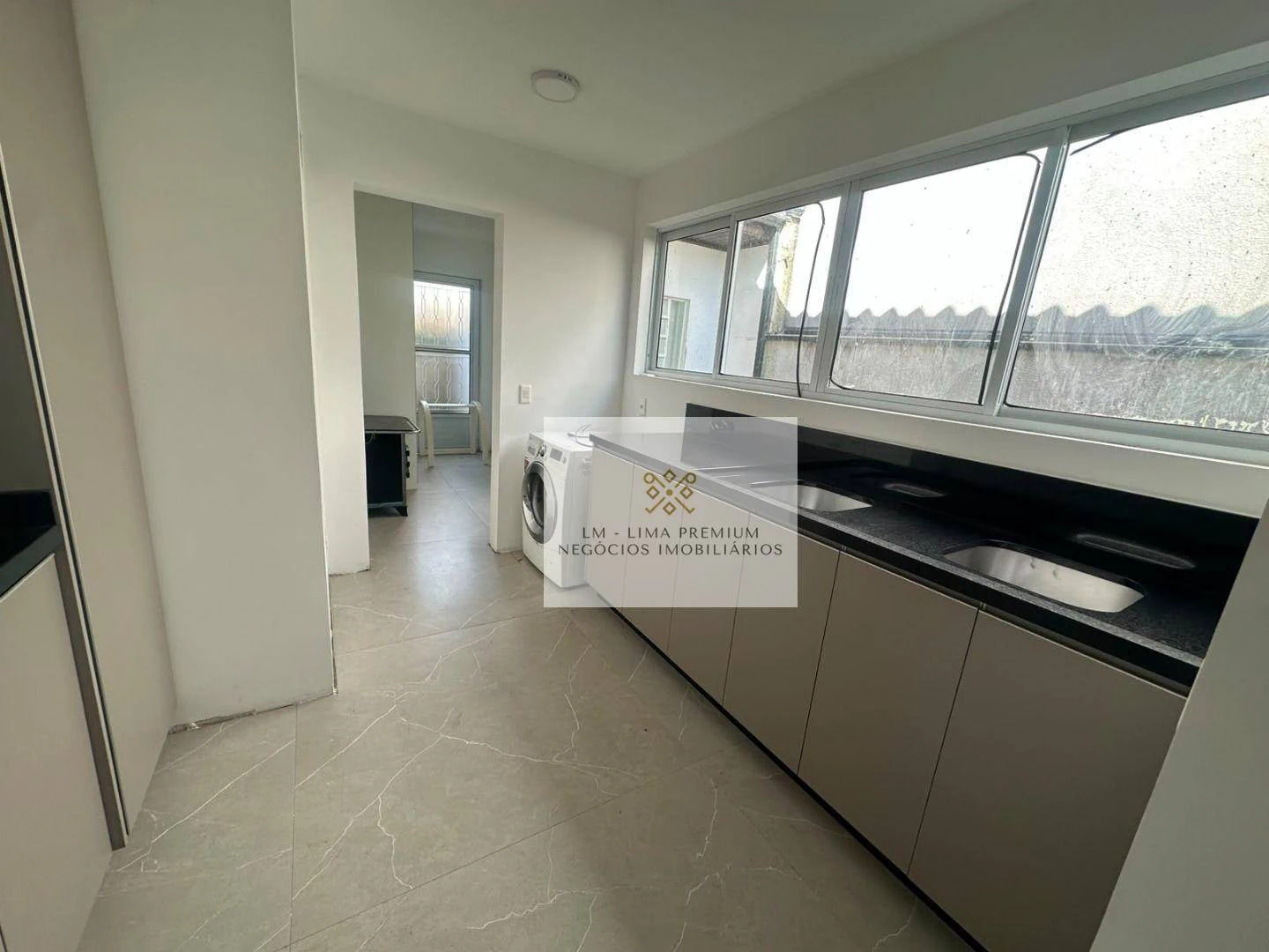 Single-story house for rent with 3 bedrooms and 230 m² — photo 15