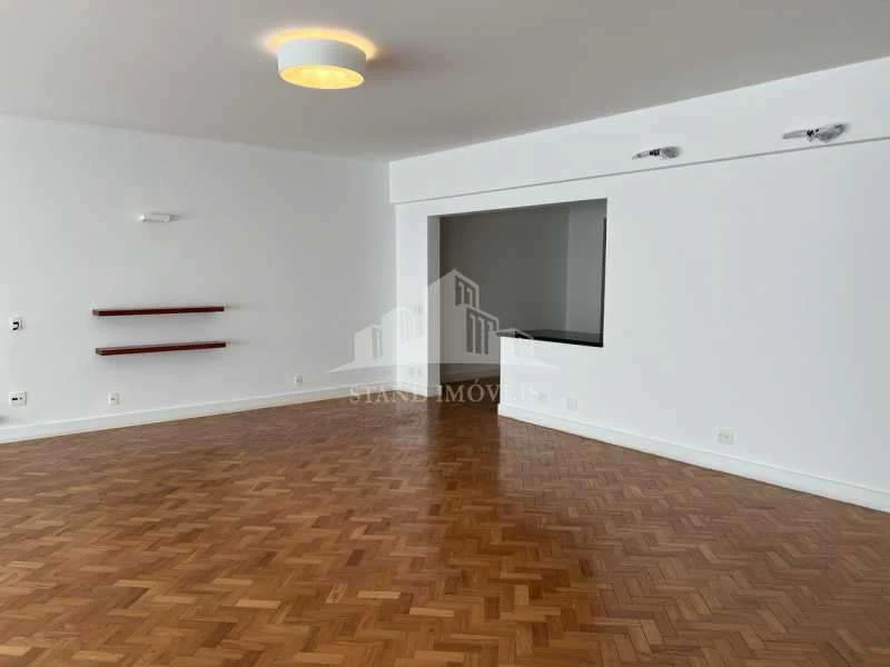 3-bedroom apartment with 1 en-suite bathroom and 300 m² — photo 12