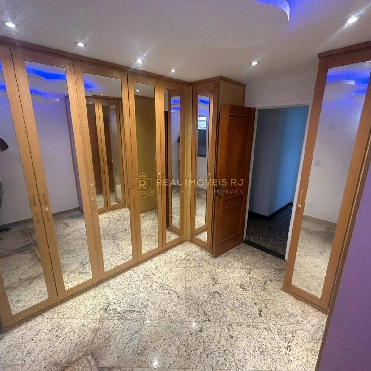 Duplex penthouse 360 m² with 3 en-suite bedrooms — photo 3
