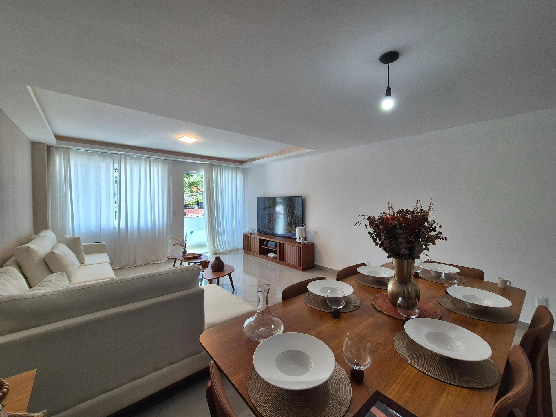 Furnished house with 4 bedrooms and a balcony — photo 41