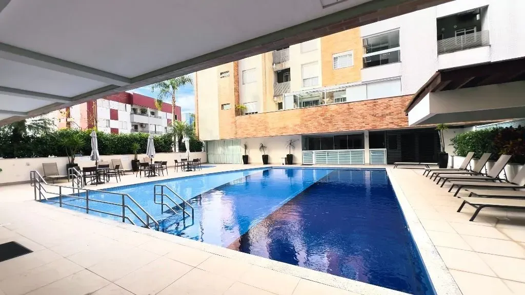 Apartamento no 4º andar com varanda envidraçada — photo 20
