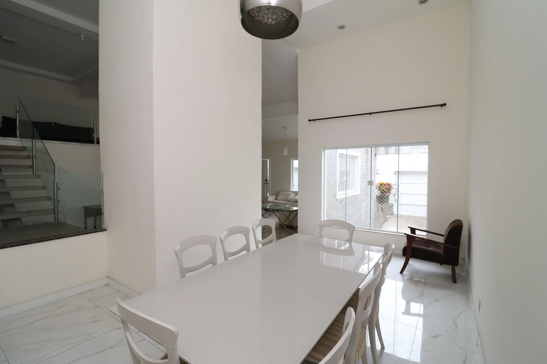 Vestidor y 5 dormitorios: casa de 420 m² — photo 81