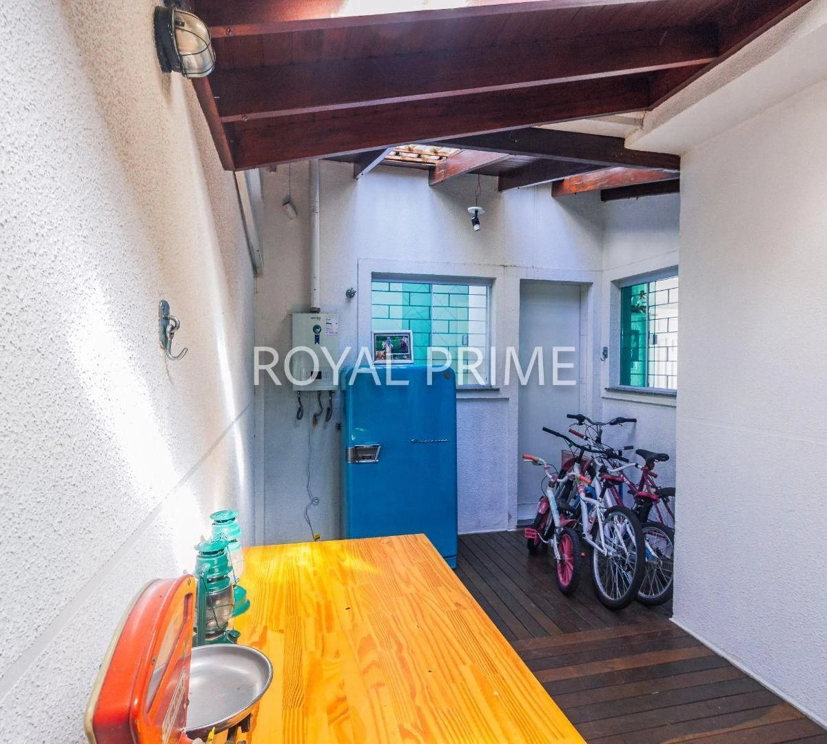 Furnished house, 186 m², with a walk-in closet — photo 29