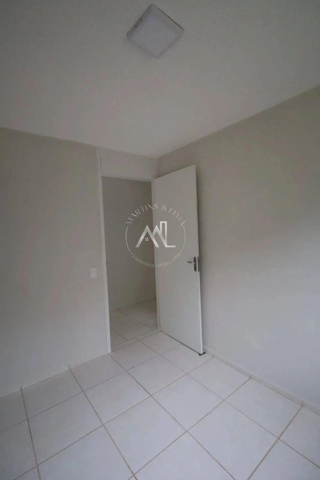 2-bedroom apartment with a closed kitchen — photo 17
