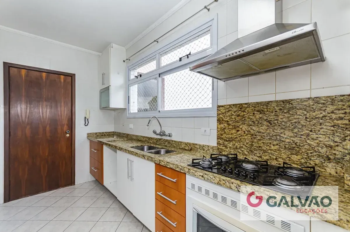 Рабочее место и 2 спальни: квартира 118 м² — photo 7