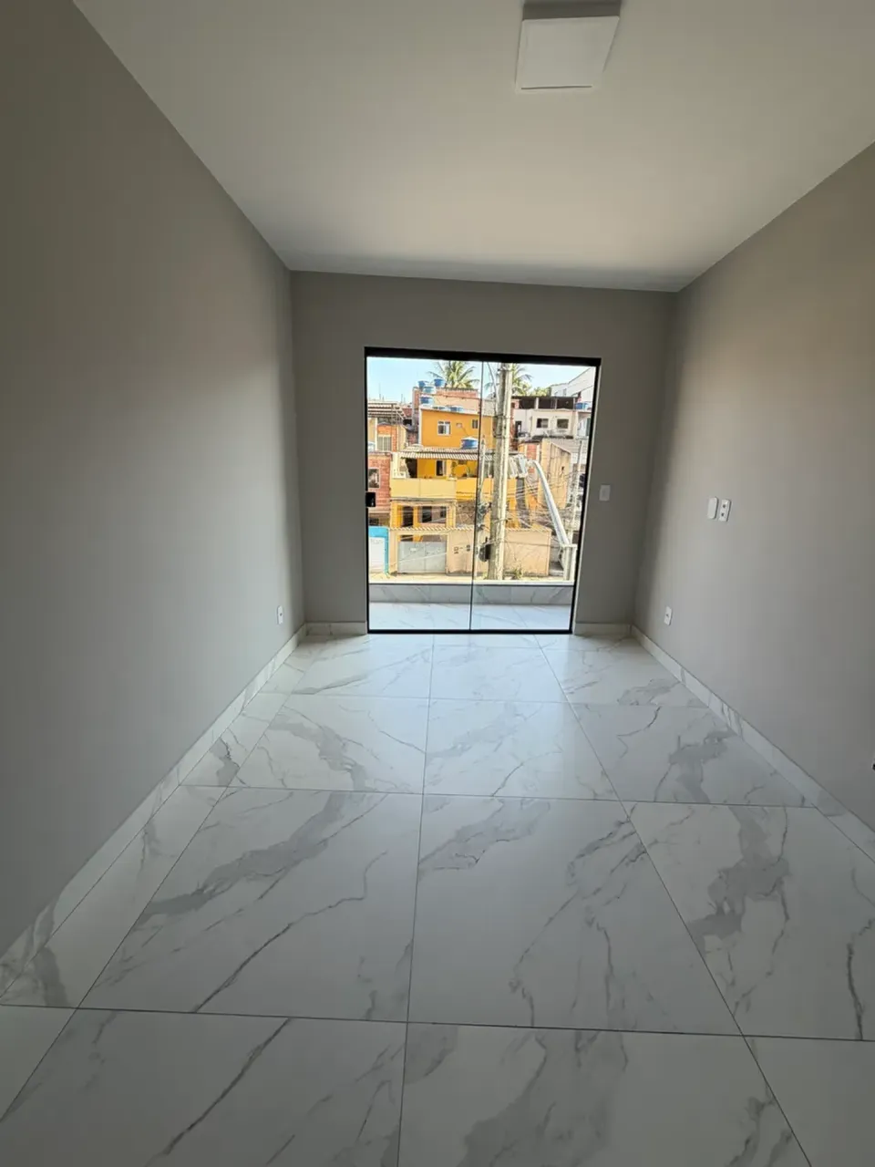 1-bedroom apartment with a separate kitchen — photo 6
