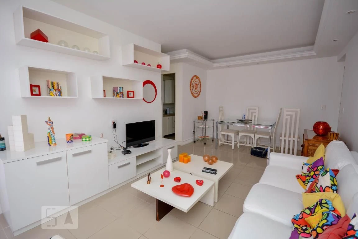 2-bedroom apartment with a bathtub in Rio de Janeiro — photo 17