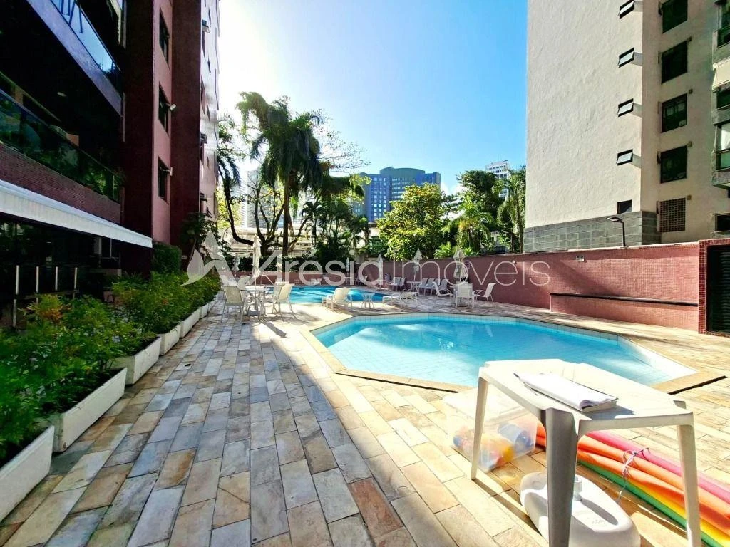 3-bedroom apartment with 140 m² and city-view windows — photo 33