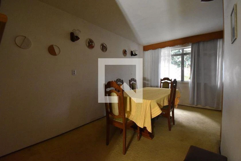 6-bedroom house with a washing machine in Curitiba — photo 26