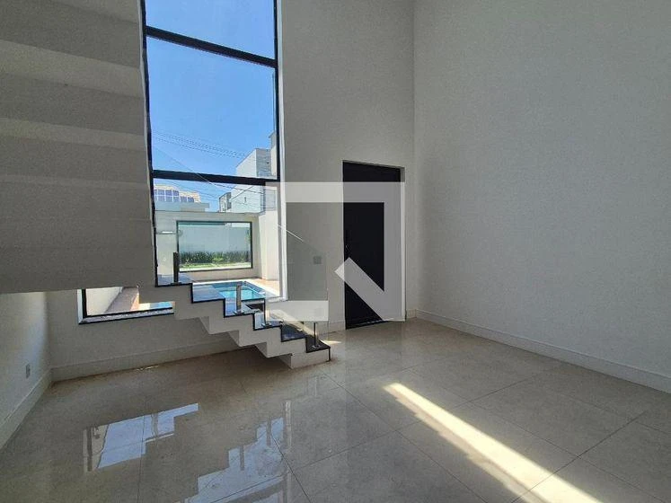 Floor-to-ceiling windows in a 4-bedroom house, 430 m² — photo 9