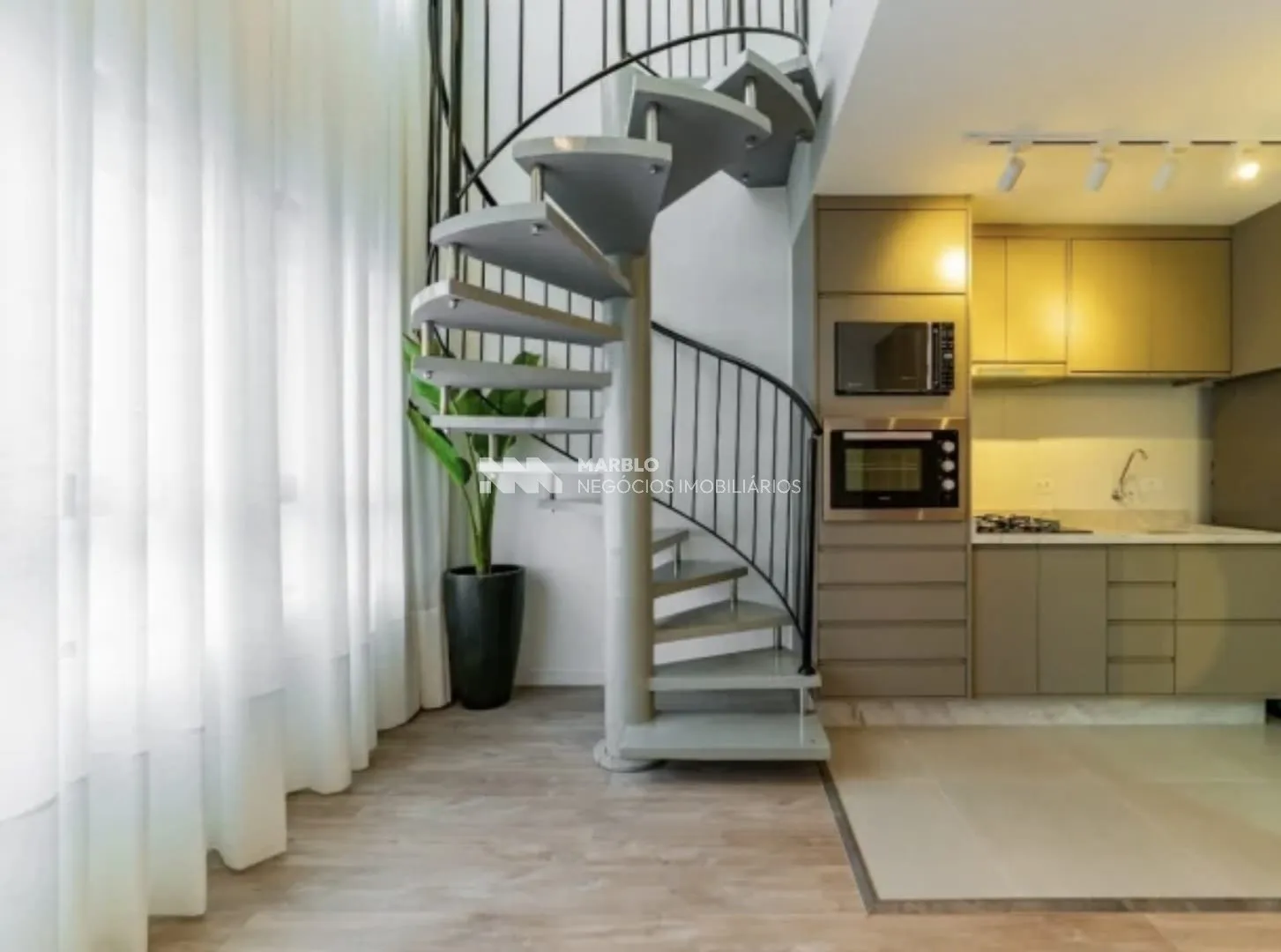 One-bedroom apartment with a washing machine in Curitiba — photo 8