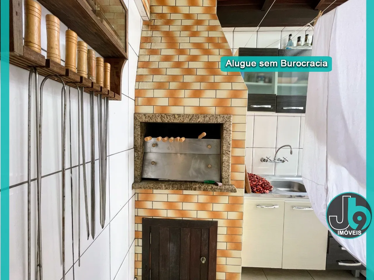 360 m² townhouse with 3 en-suite bedrooms and parking — photo 54