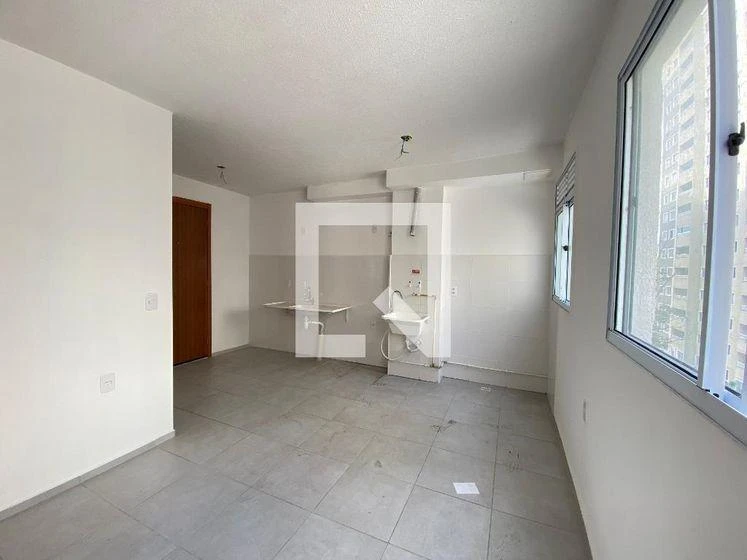 One-bedroom apartment in a building with a pool — photo 11