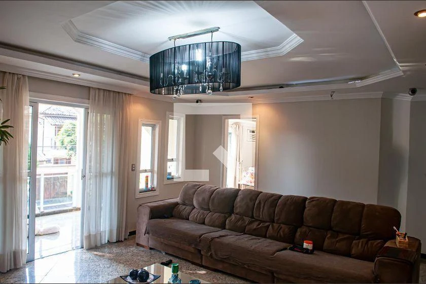 House 400 m² with 4 bedrooms, 2 en-suites, 4 parking spots — photo 13