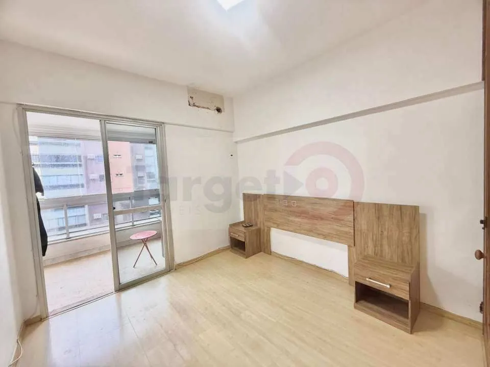 Робоче місце та 1 спальня: квартира 71 м² — photo 4