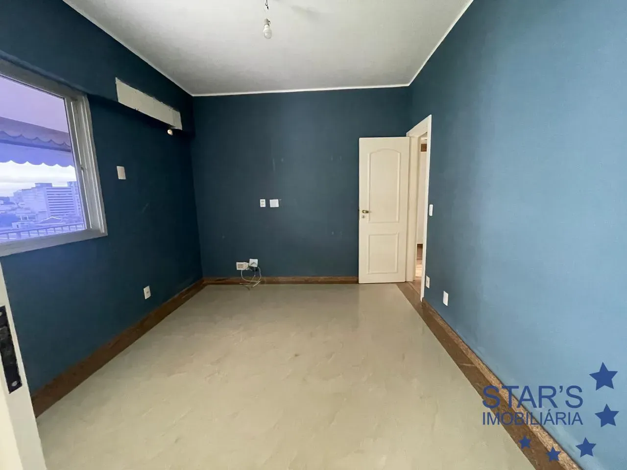 4-bedroom apartment, 1 with its own bathroom, 152 m² — photo 3