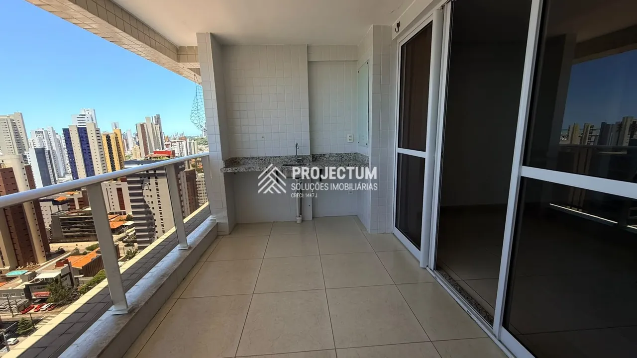 3-bedroom apartment with a grill on the balcony — photo 3