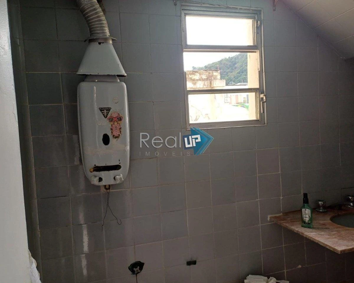 Furnished duplex penthouse with 3 bedrooms and 3 bathrooms — photo 31