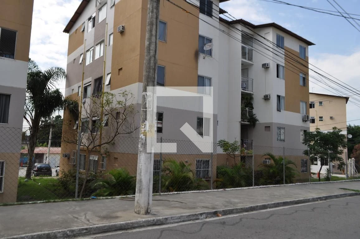 2-bedroom apartment with a private pool — photo 40