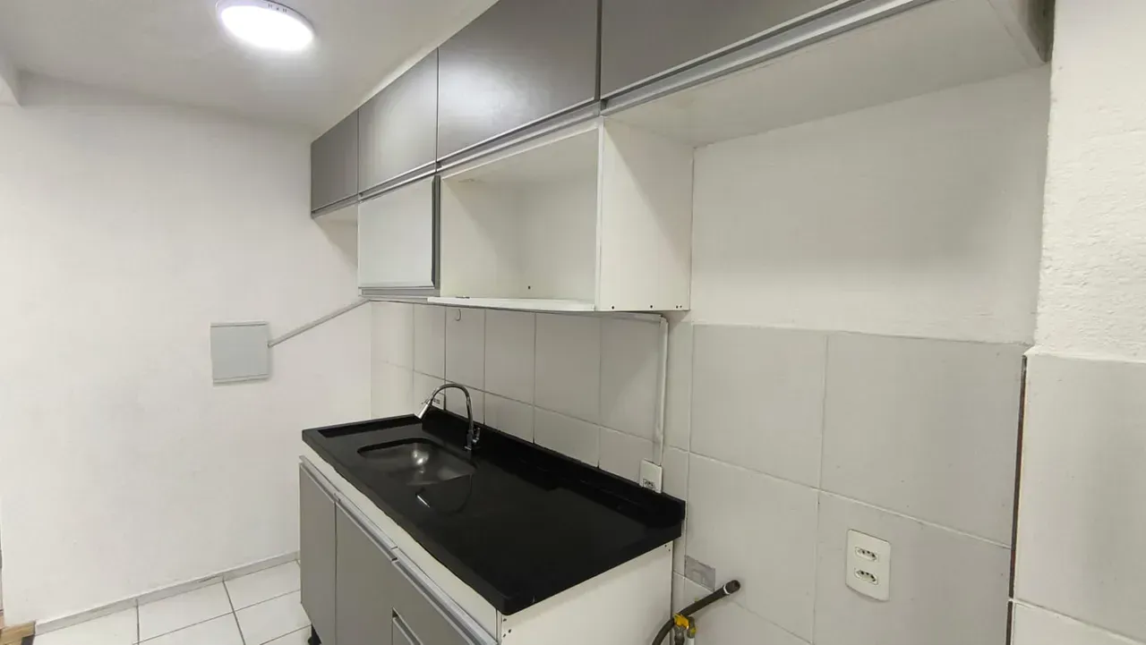 2-bedroom apartment with 1 parking space and closed kitchen — photo 2