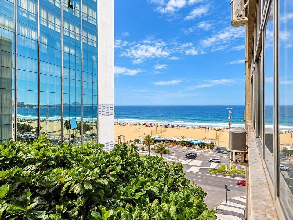 Furnished apartment, 113 m², with a water view — photo 10