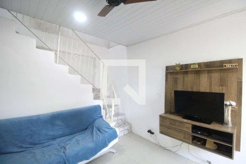 Rental house with 2 bedrooms, 1 parking spot and 120 m²