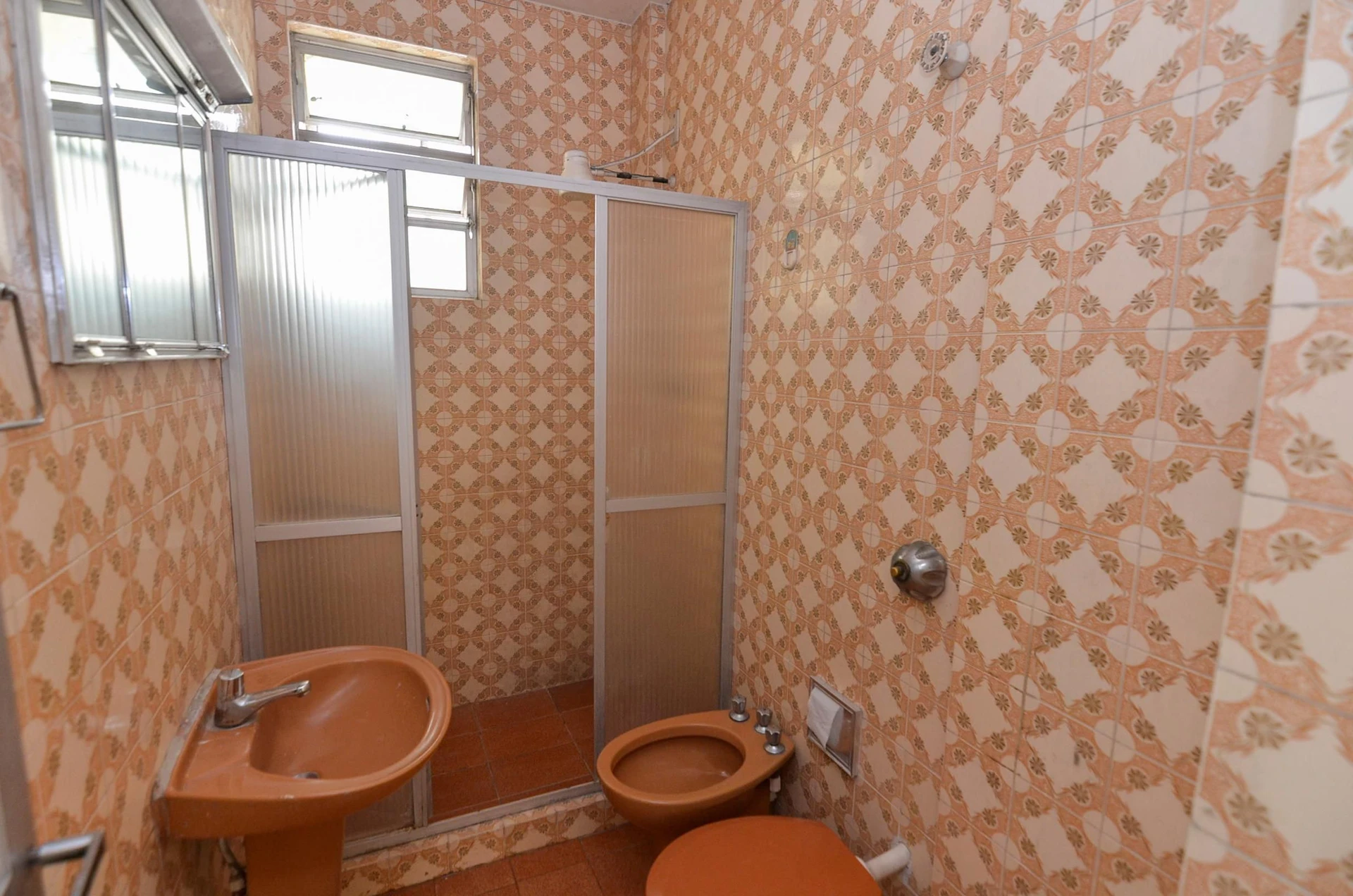 Невмебльована квартира з 2 спальнями та балконом — photo 11