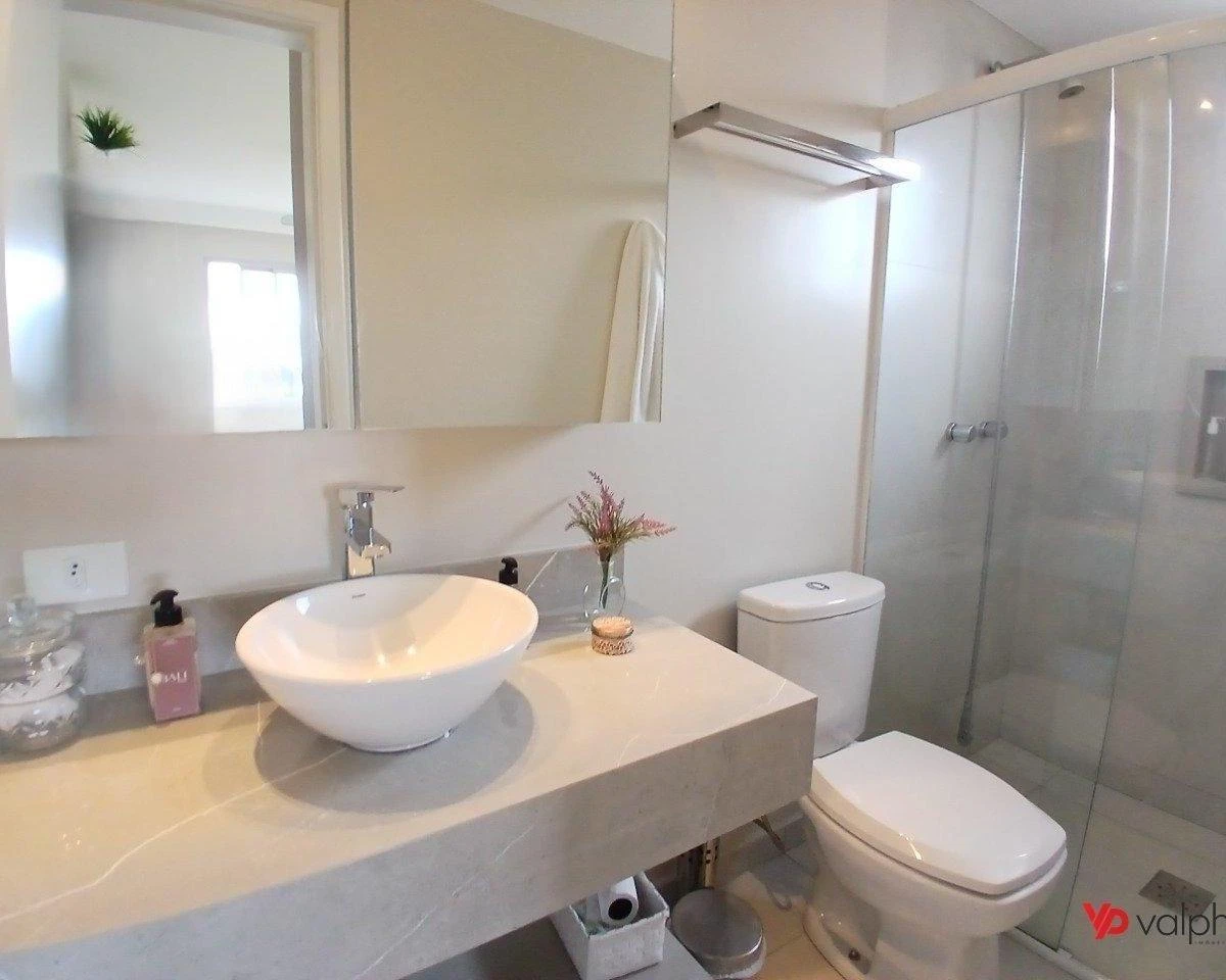 2-bedroom apartment with a washing machine — photo 40