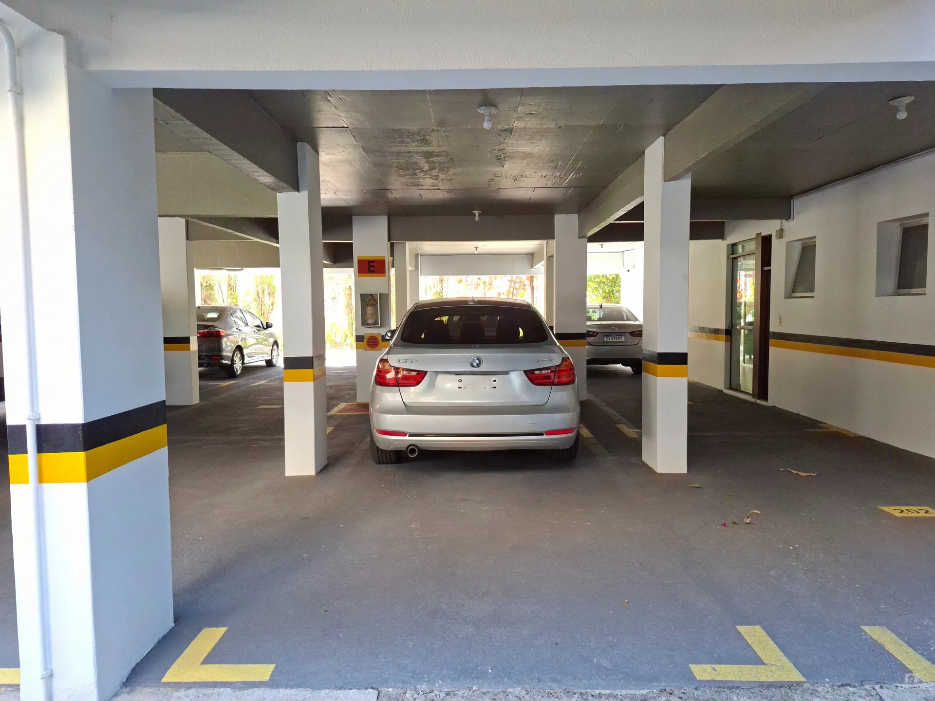 Departamento de 4 dormitorios con lavadora en Florianópolis — photo 23
