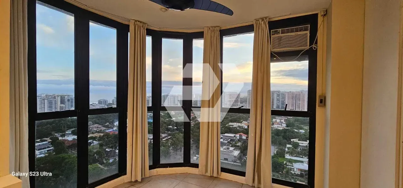 Apartment with 3 bedrooms, 5 bathrooms and balcony — photo 11