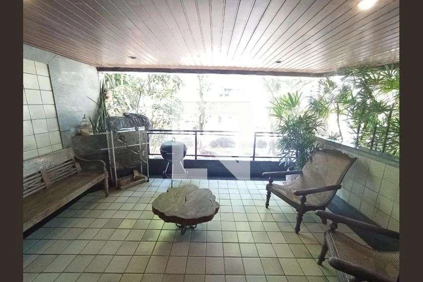 3-bedroom apartment with 185 m² and balcony grill — photo 9