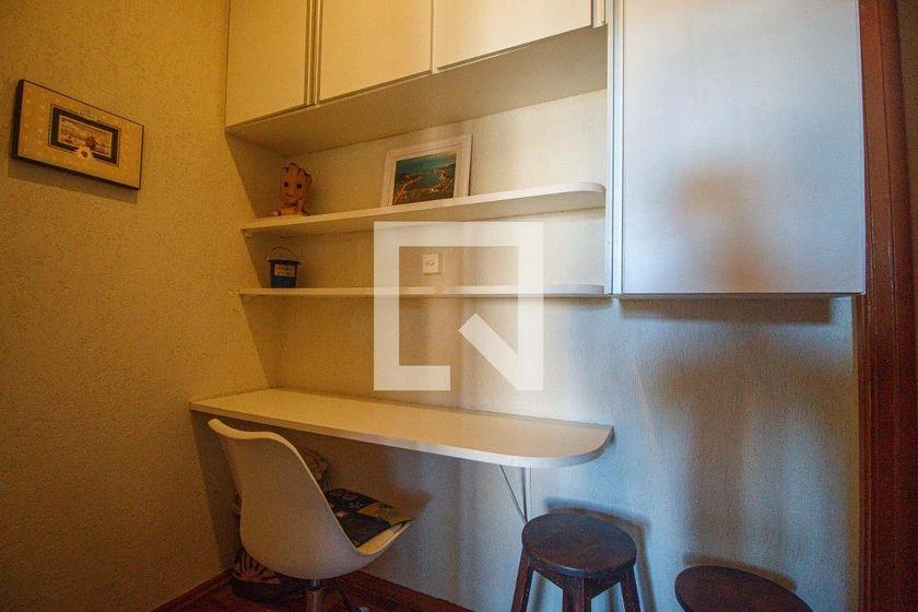 Furnished apartment with a gas stove kitchen — photo 25