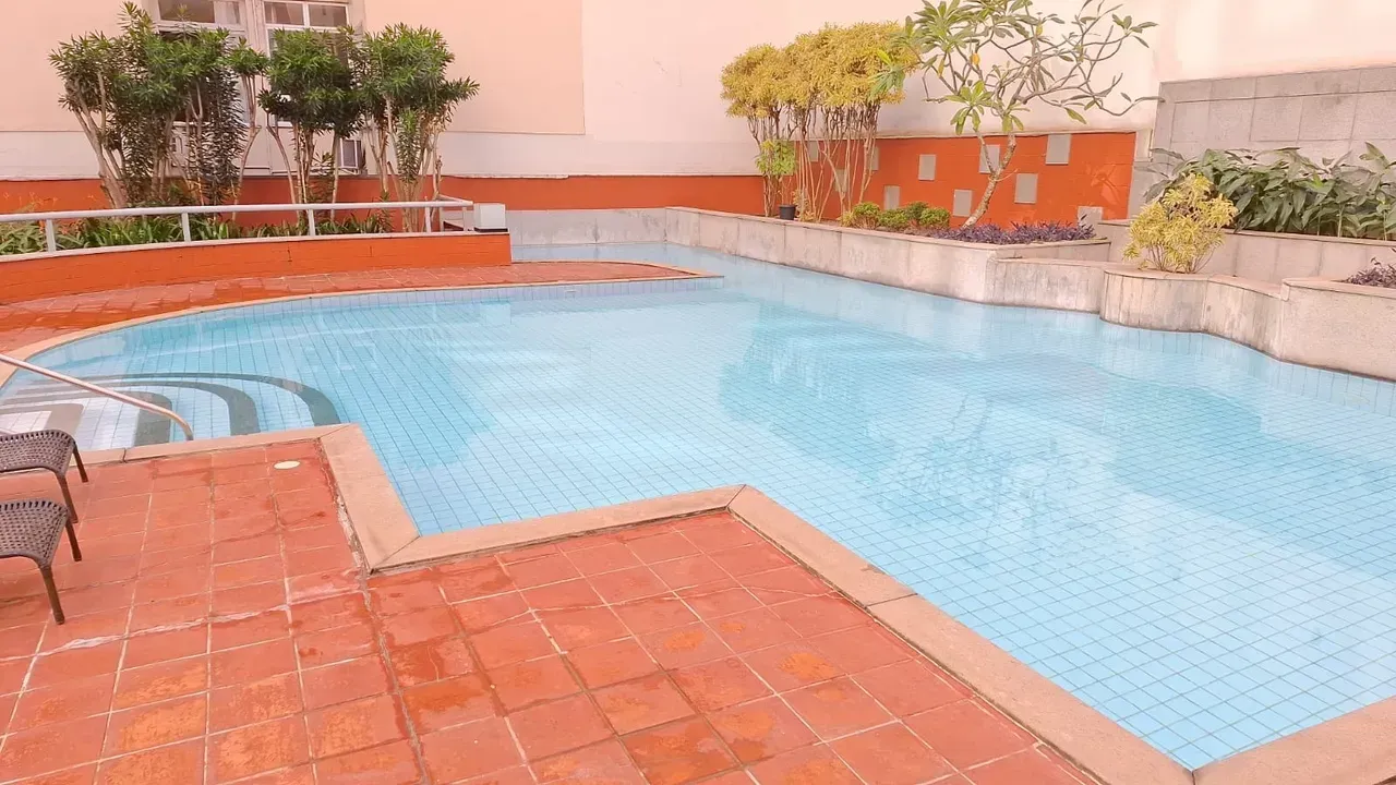 Apartamento mobiliado com cozinha americana e varanda — photo 20