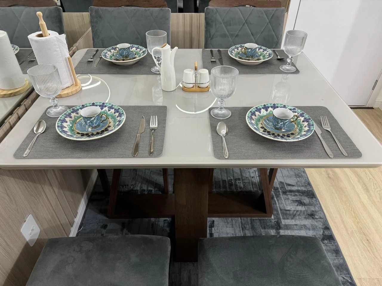 Furnished 2-bedroom apartment with 2 bathrooms — photo 8