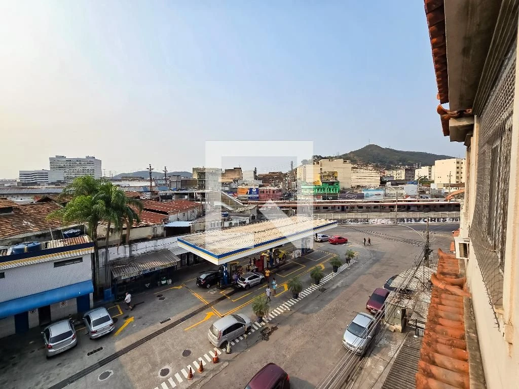 Apartamento mobiliado com 4 quartos e cozinha separada — photo 23