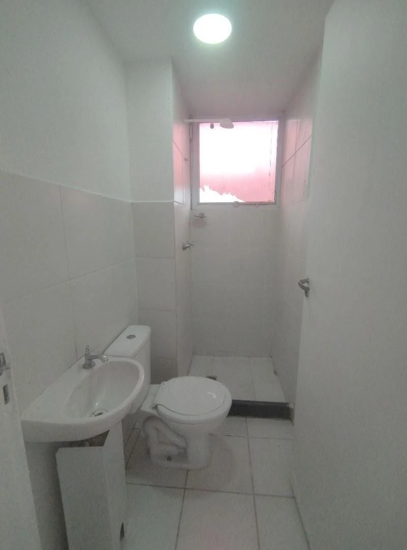 Apartamento sem mobília com 2 quartos e varanda — photo 4