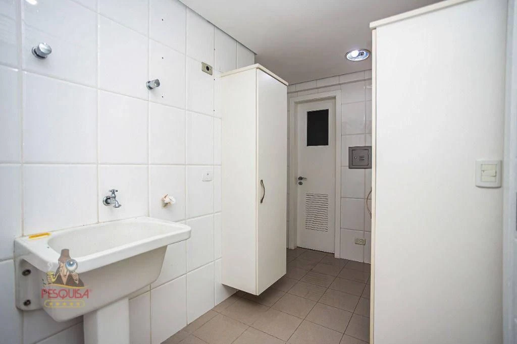 Apartment with 4 bedrooms and 190 m² — photo 9