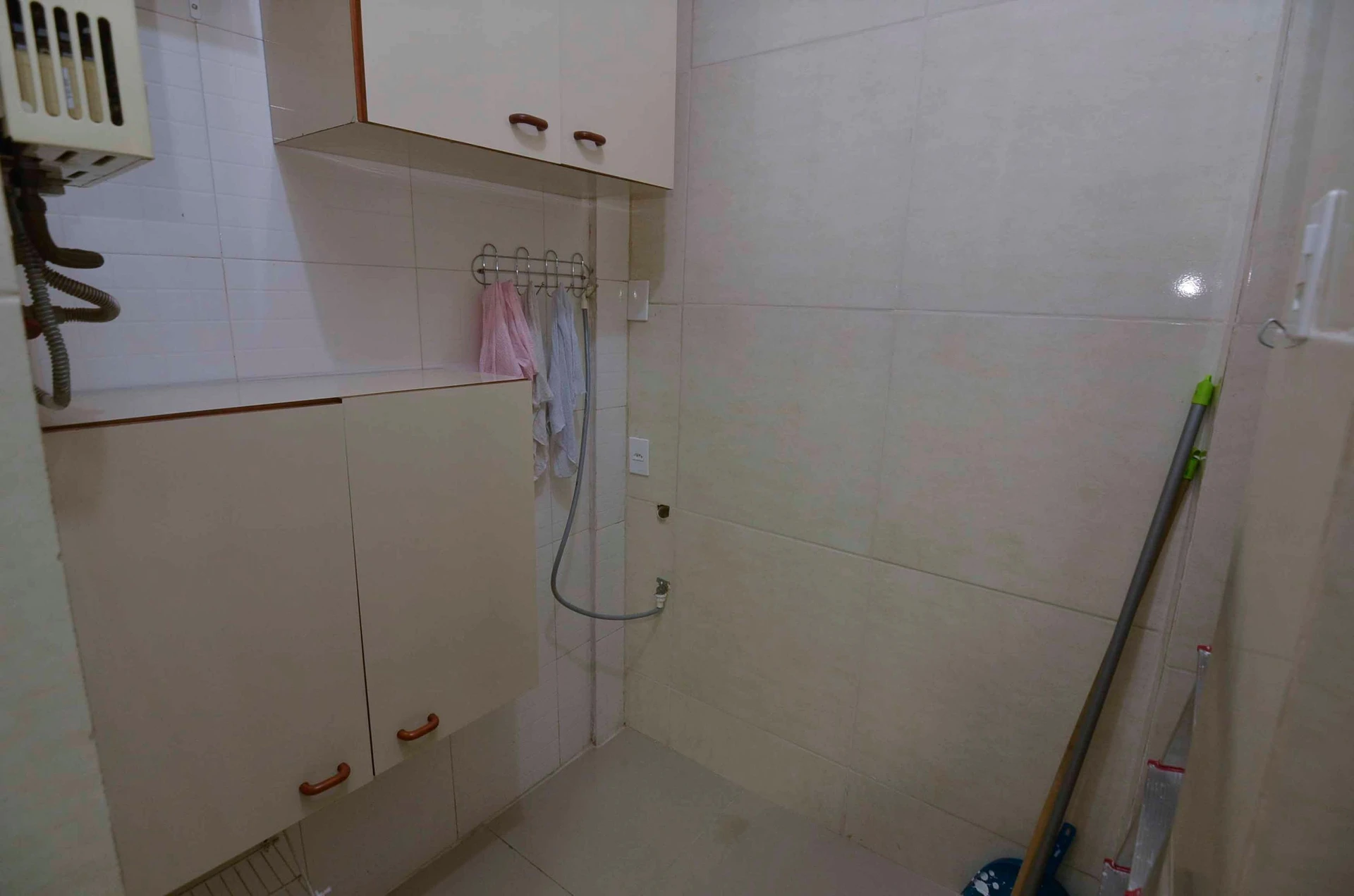 2-bedroom apartment with a walk-in closet in Rio de Janeiro — photo 27