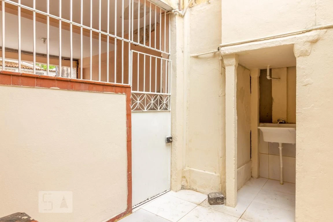 One-bedroom house with a washing machine in Rio de Janeiro — photo 9