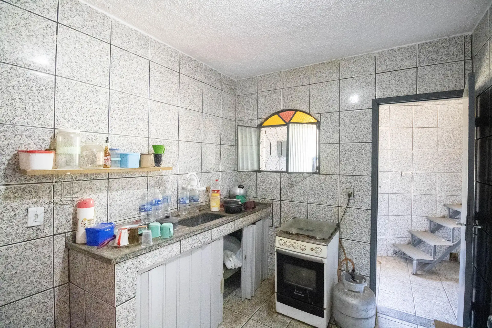 Furnished house with 2 bedrooms and 1 bathroom — photo 2