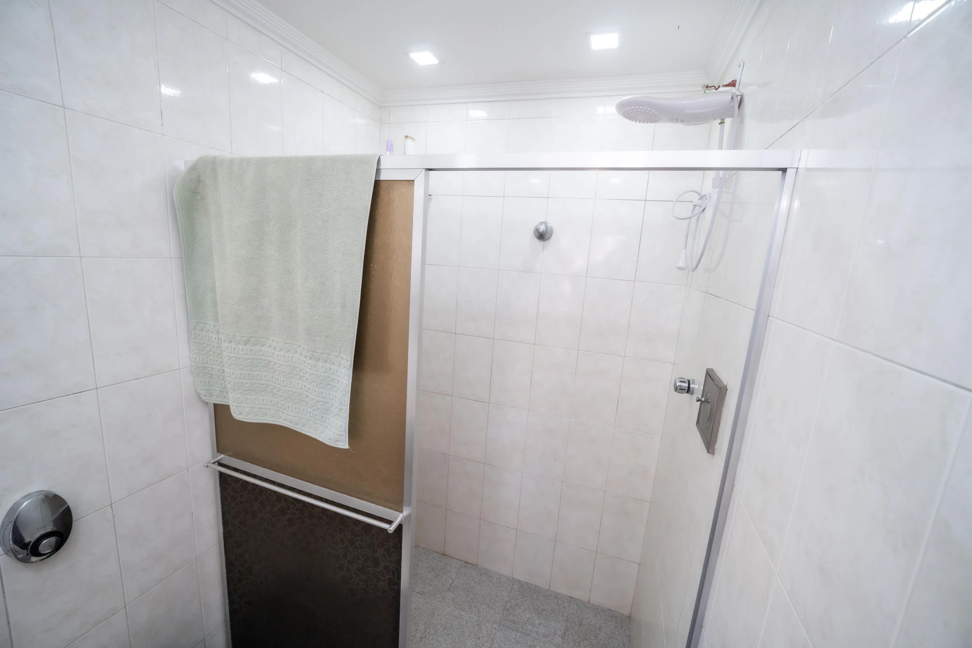 Furnished house, 449 m², with a jacuzzi — photo 121